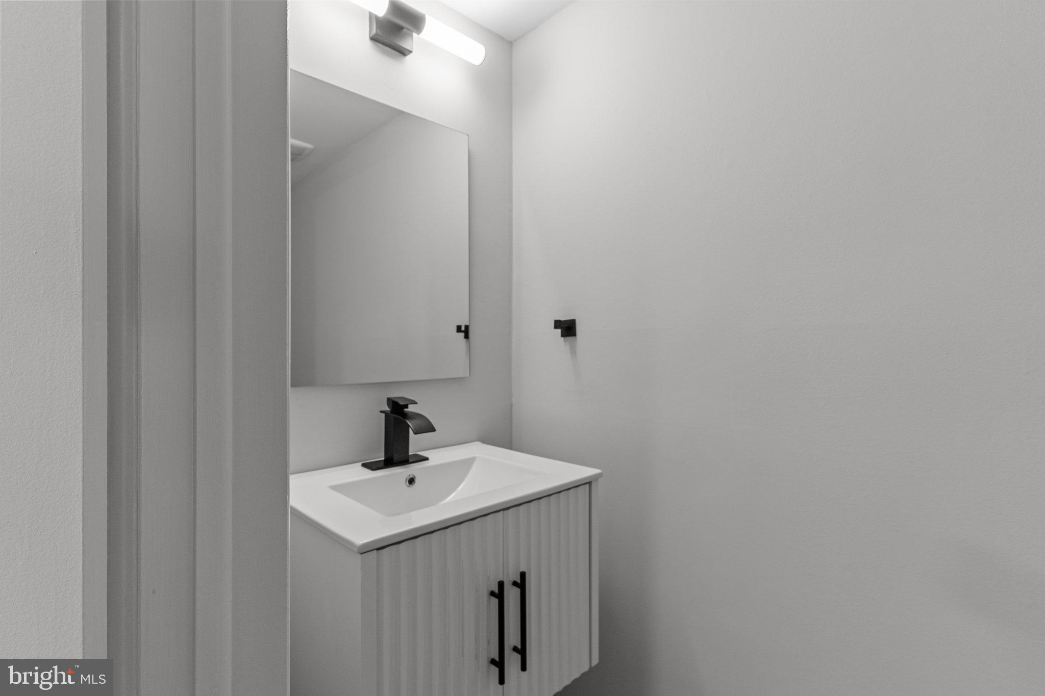 19 Eden Roc New Hope, PA 18938 - Photo 13 of 25 Powder Room