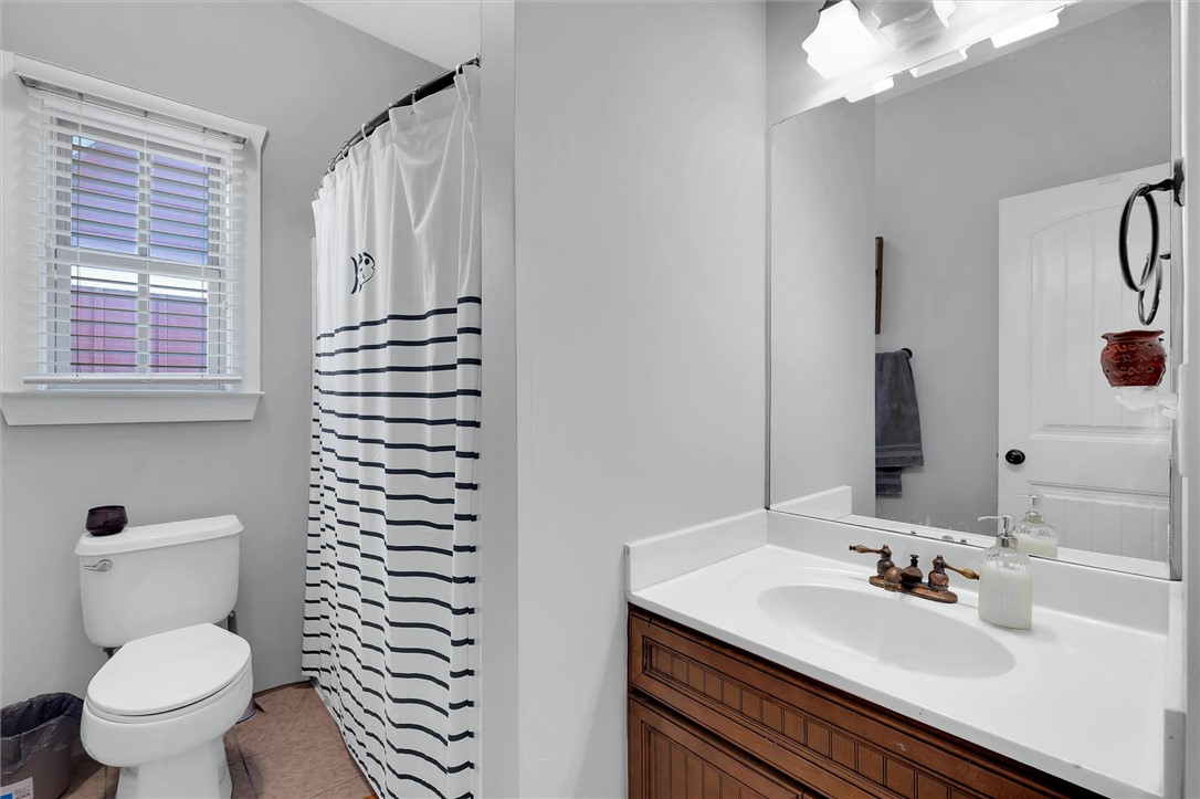 101 West Lane, Unit 1107 Clemson, SC 29631 - Photo 21 of 35 Bath #3