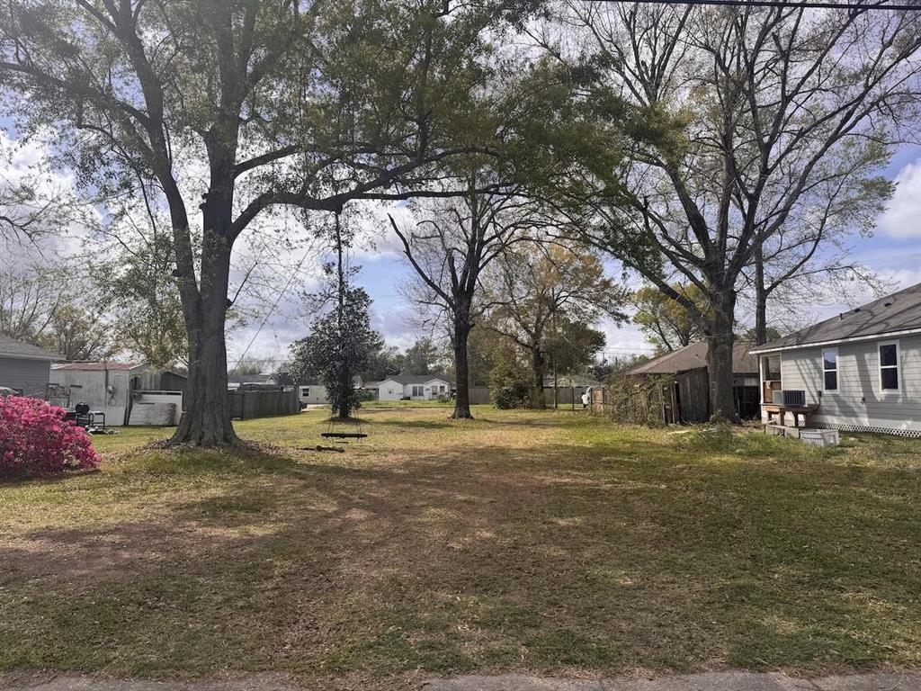 3906 Swanee Street Lake Charles, LA 70607 - Photo 3 of 4