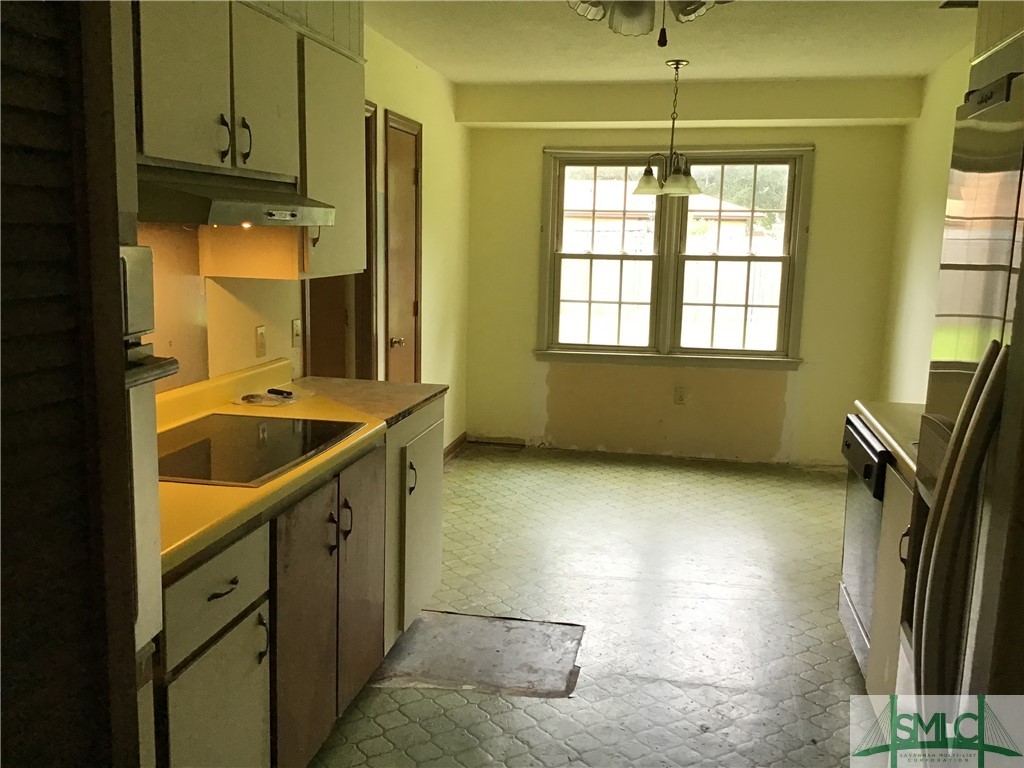 206 Donna Road Savannah, GA 31410 - Photo 5 of 21