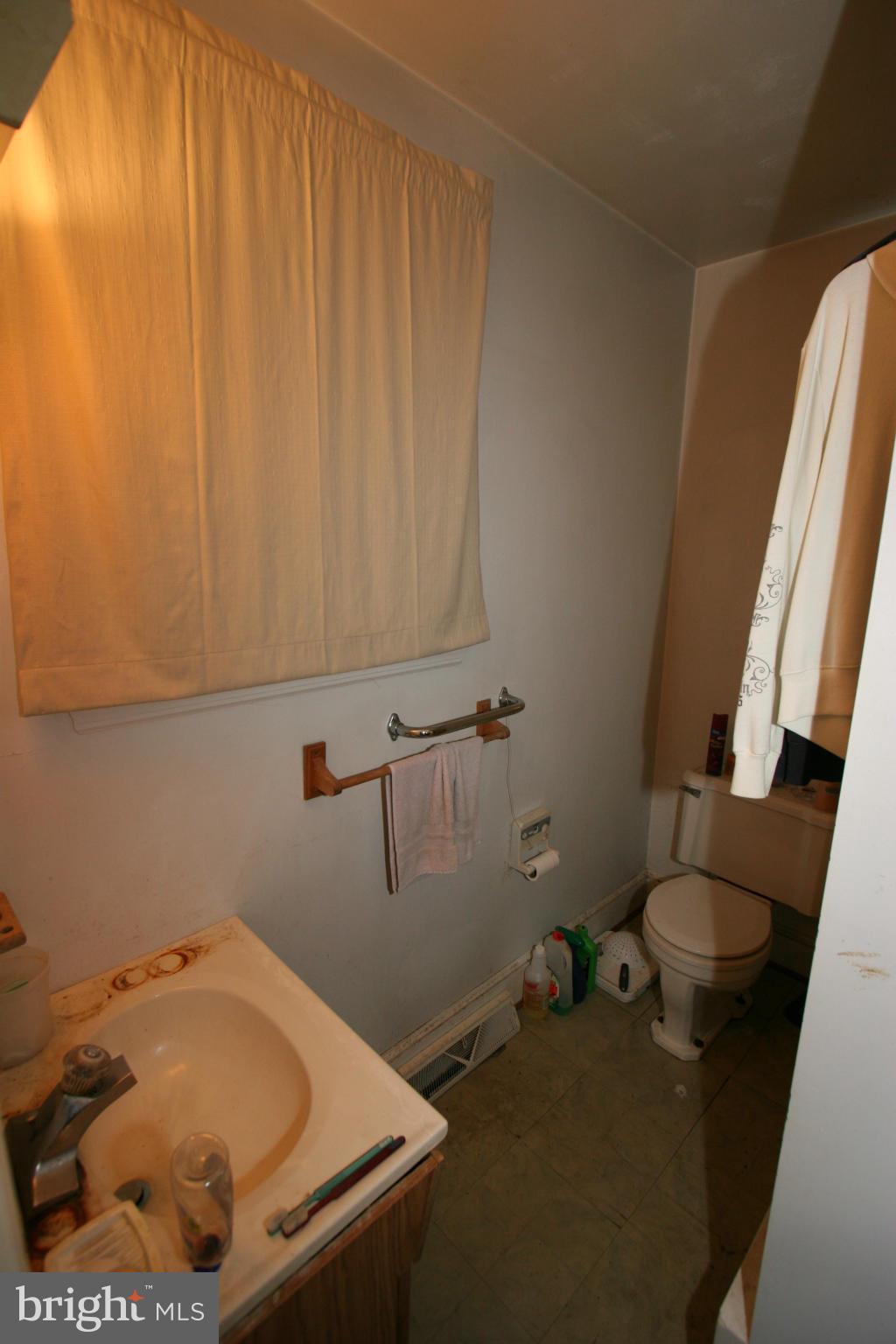 1028 Sullivan Road Westminster, MD 21157 - Photo 16 of 22 Bath