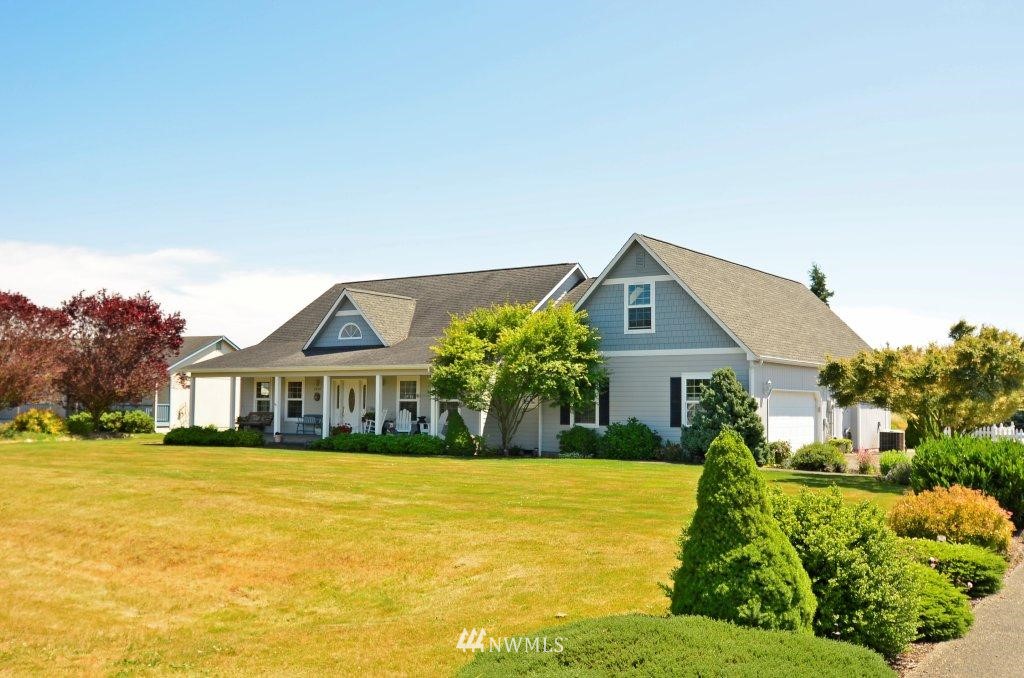 8749 181st Way Southwest Rochester, WA 98579 - Photo 2 of 15