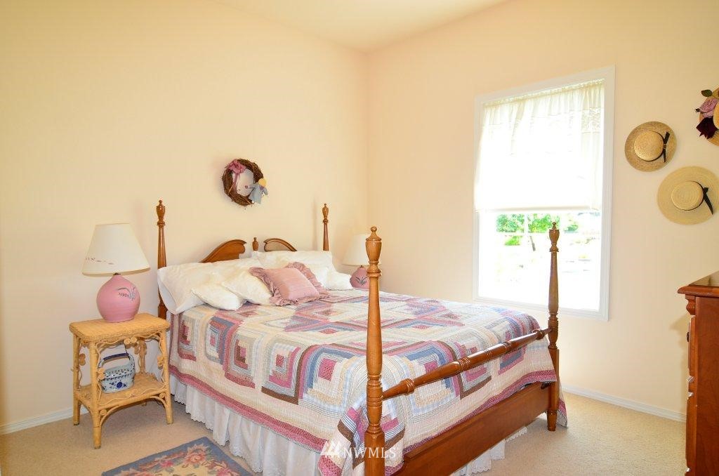 8749 181st Way Southwest Rochester, WA 98579 - Photo 10 of 15