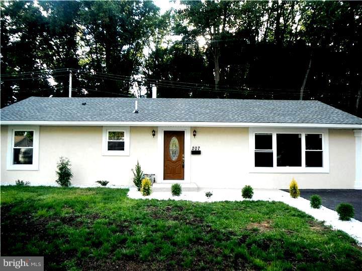 207 Stanford Road Fairless Hills, PA 19030 - Photo 2 of 22 Exterior
