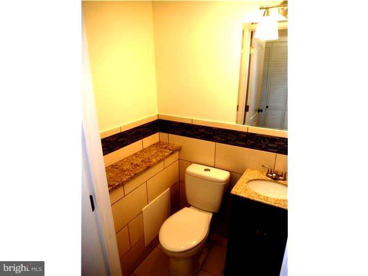 207 Stanford Road Fairless Hills, PA 19030 - Photo 15 of 22 Bathroom