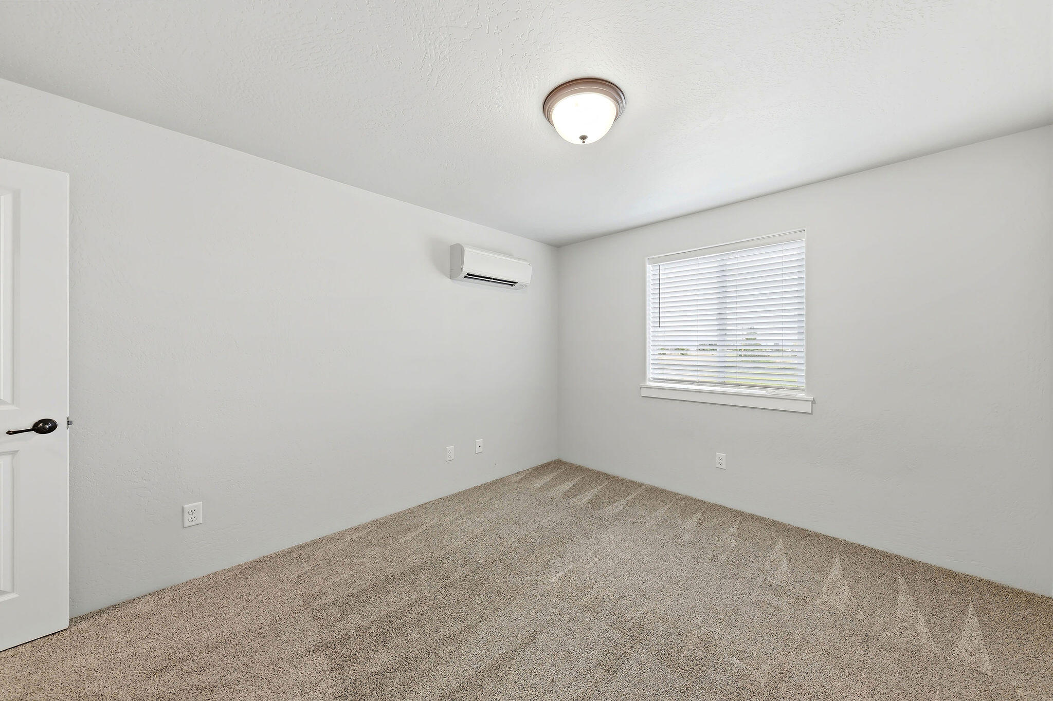 4762 Gebhard Road Central Point, OR 97502 - Photo 18 of 26