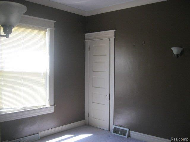 617 Laplaisance Road Monroe, MI 48161 - Photo 9 of 14 IMG_7531.JPG