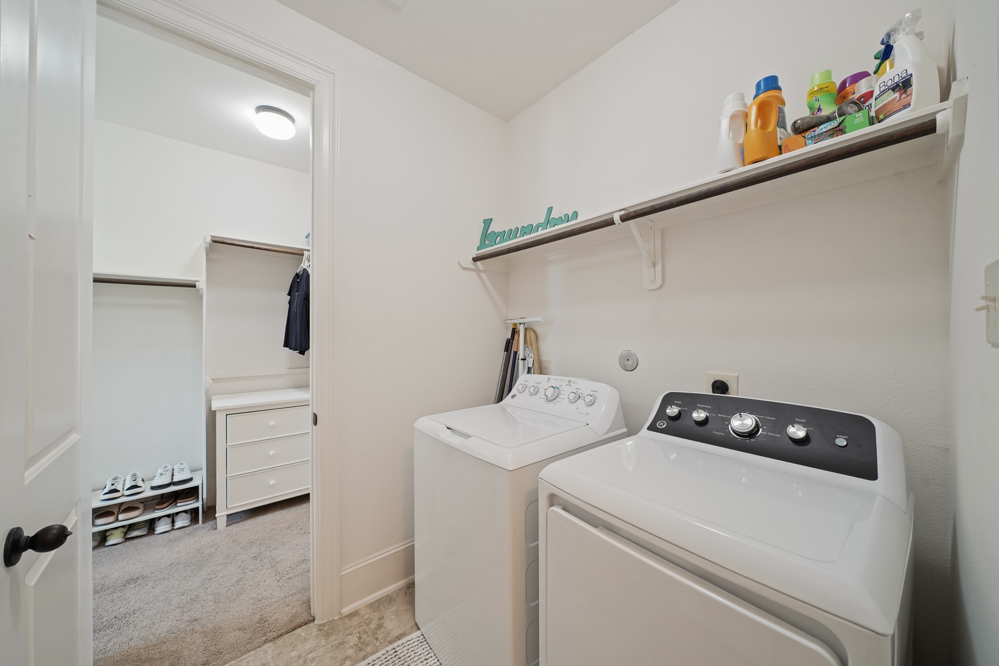 4210 Dalea Clover Lane Manvel, TX 77578 - Photo 21 of 38 a utility room with dryer and washer