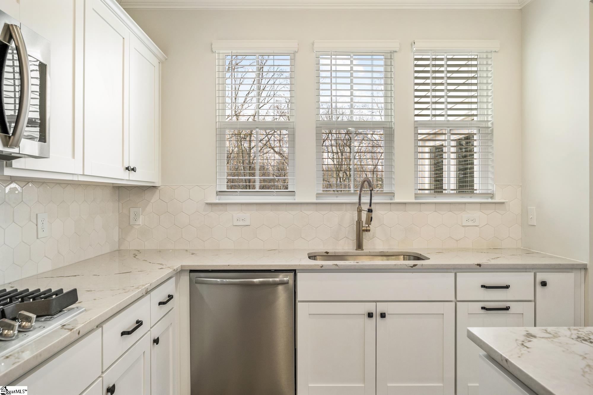 1062 Paula Parris Road Chesnee, SC 29323 - Photo 15 of 39