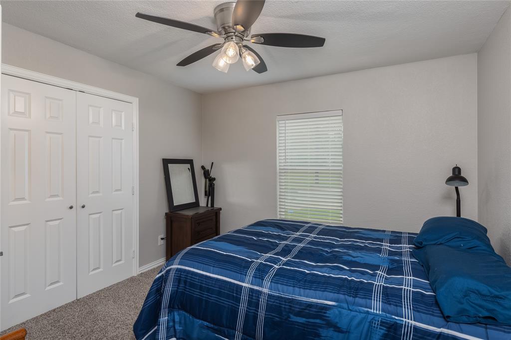 6827 Briar Road Azle, TX 76020 - Photo 14 of 30