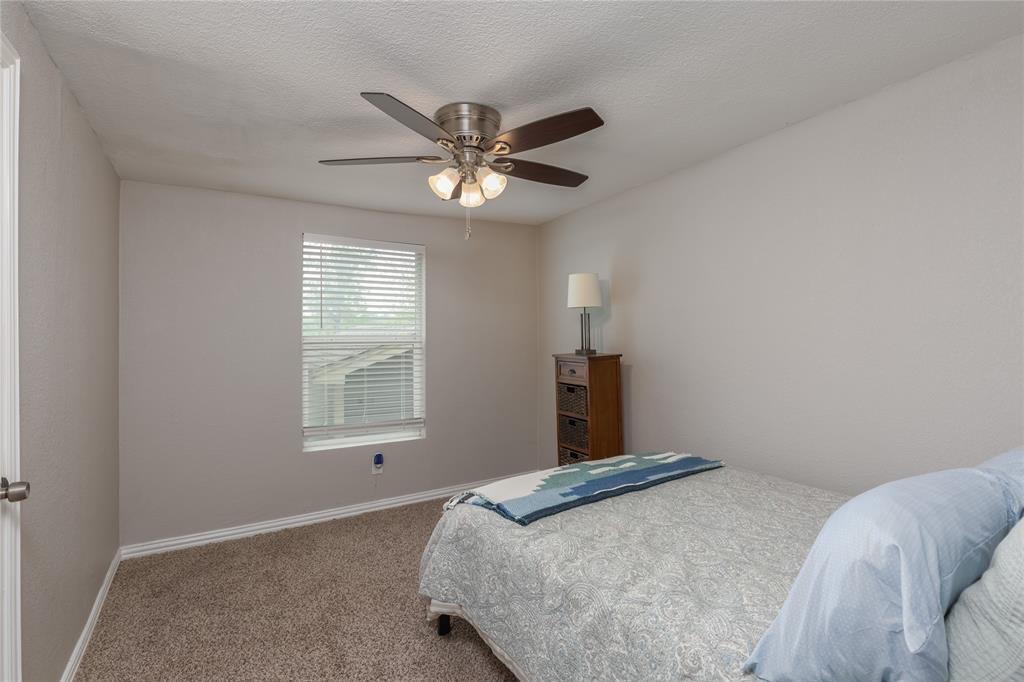 6827 Briar Road Azle, TX 76020 - Photo 17 of 30