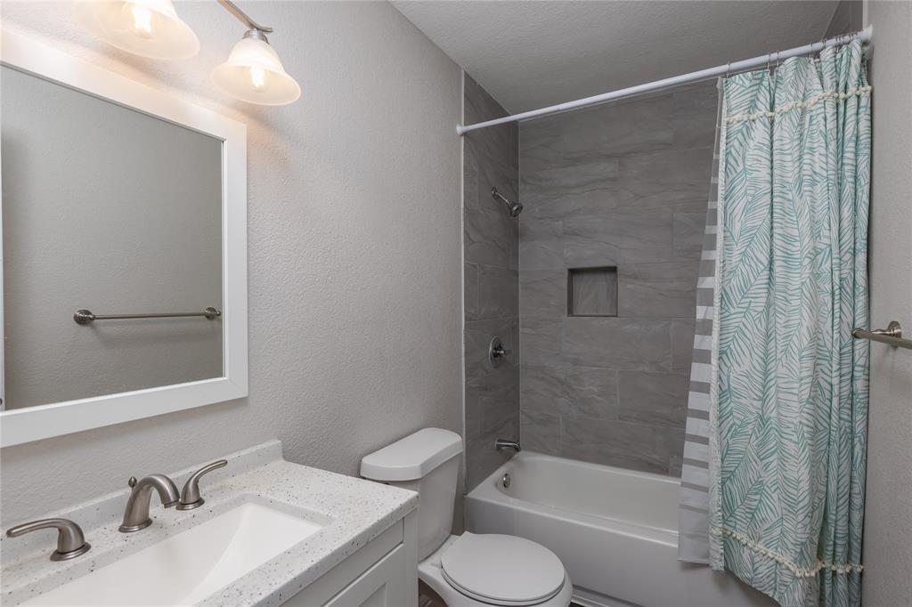 6827 Briar Road Azle, TX 76020 - Photo 18 of 30