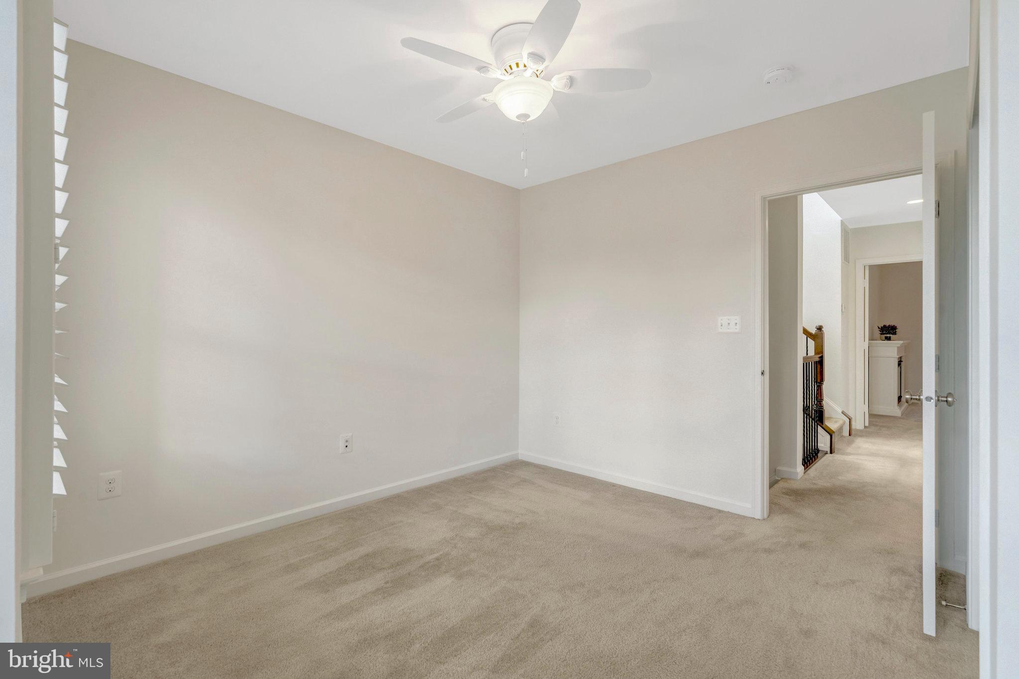 42634 Lancaster Ridge Terrace Chantilly, VA 20152 - Photo 28 of 63 Bedroom