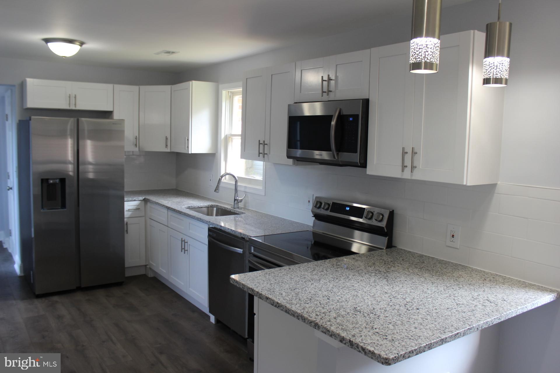 2218 Monocacy Road Baltimore, MD 21221 - Photo 3 of 25