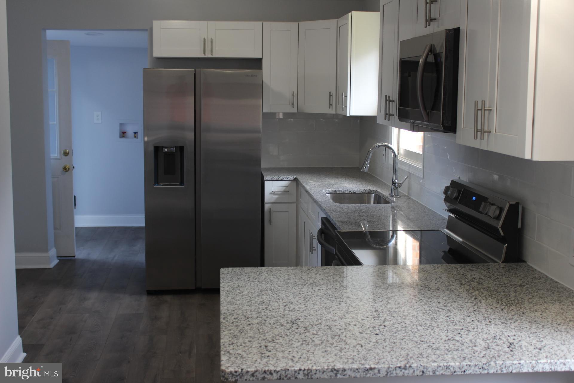 2218 Monocacy Road Baltimore, MD 21221 - Photo 5 of 25
