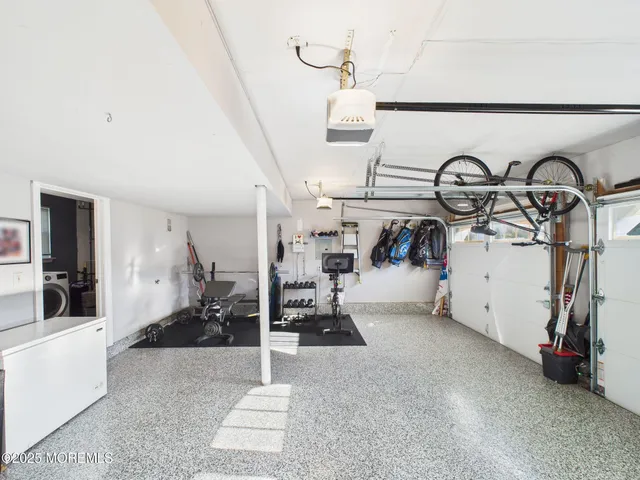 a picture of a wall with a white wall