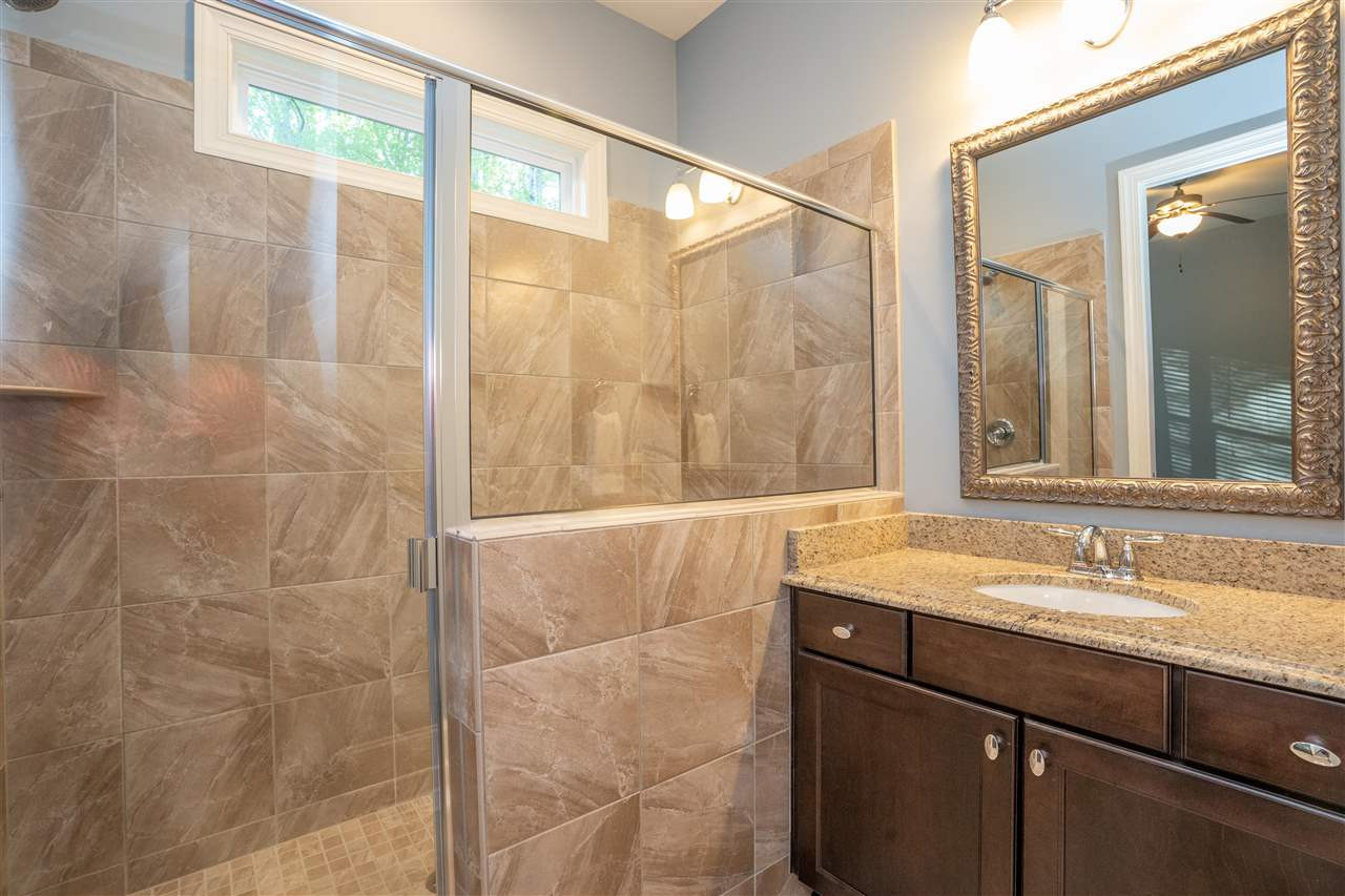 7109 Carries Reach Way Raleigh, NC 27614 - Photo 20 of 30 Guest Bath