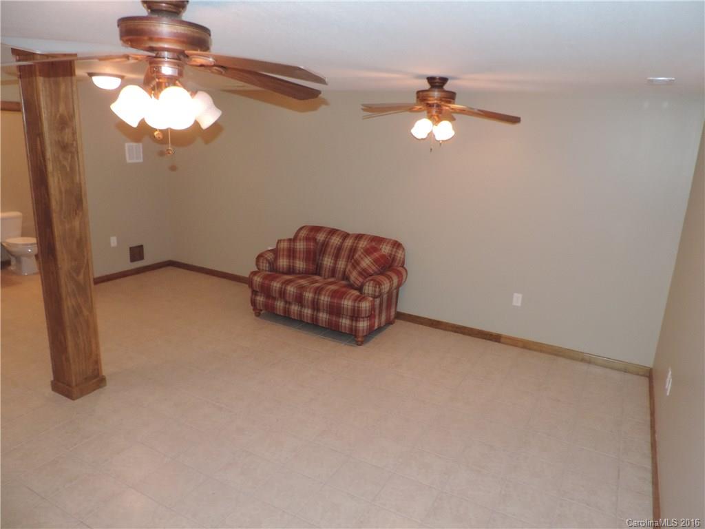 653 Panoramic Loop Maggie Valley, NC 28751 - Photo 19 of 24 Gallery Image 19