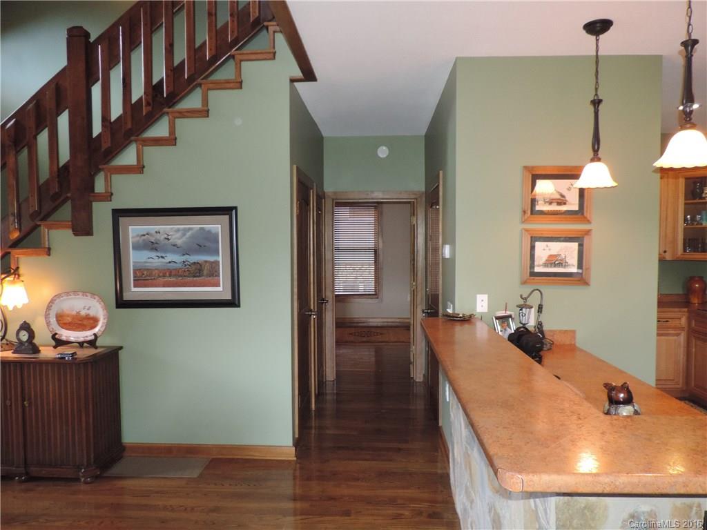653 Panoramic Loop Maggie Valley, NC 28751 - Photo 4 of 24 Gallery Image 4