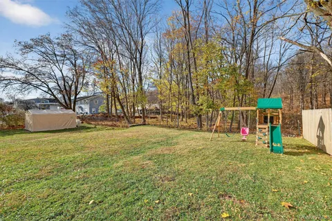 $395,000 | 2809 Highway 9D, Poughkeepsie, NY 12601