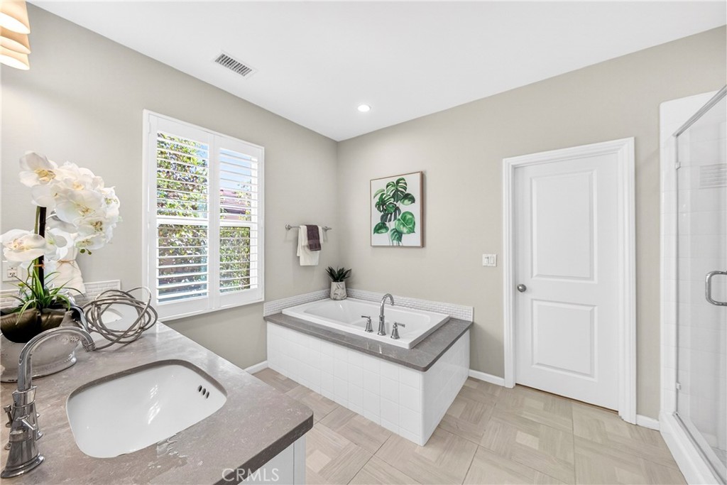245 Rodeo Irvine, CA 92602 - Photo 24 of 40