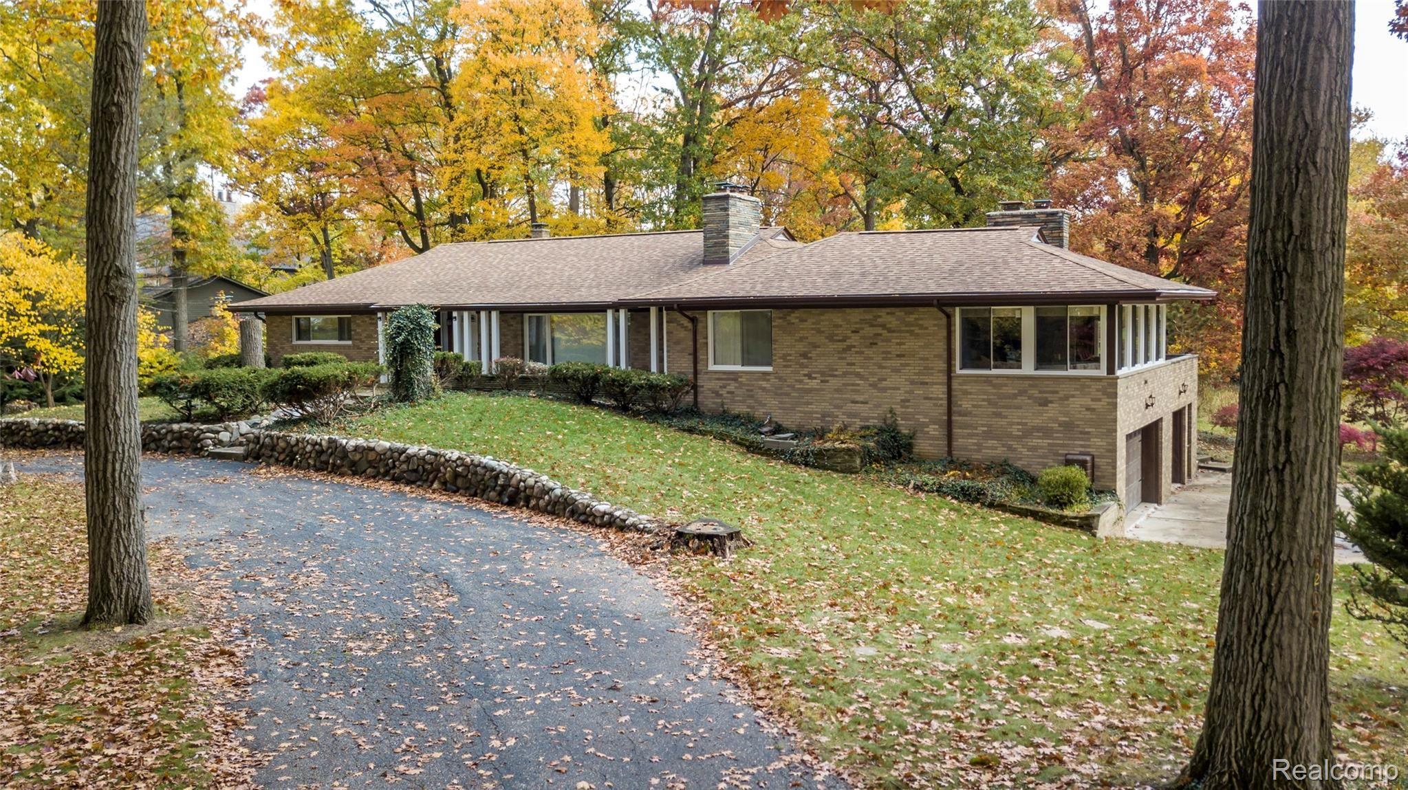 6205 Norham Road Bloomfield Hills, MI 48301 - Photo 1 of 45 6205 Norham Road, Bloomfield Hills, MI-1.jpg-FULL