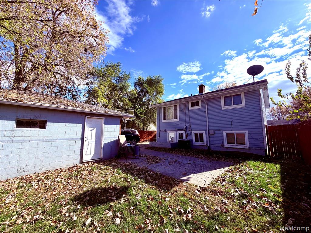 26206 Kitch Street Inkster, MI 48141 - Photo 17 of 21