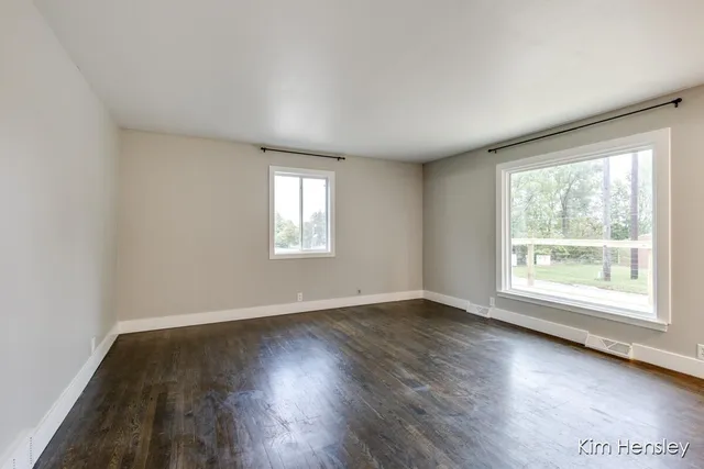 $354,900 | 273 Summit Avenue Northeast, Rockford, MI 49341