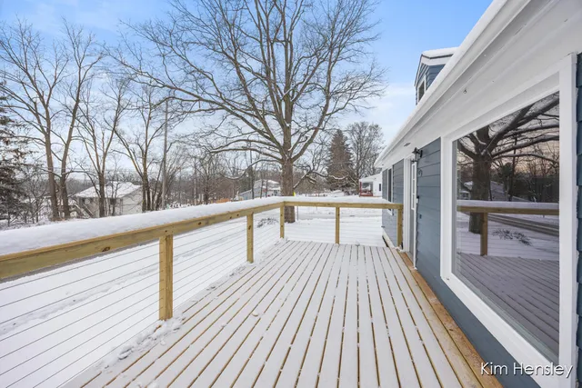 $354,900 | 273 Summit Avenue Northeast, Rockford, MI 49341