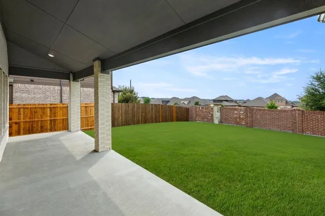 a view of an outdoor space and a yard