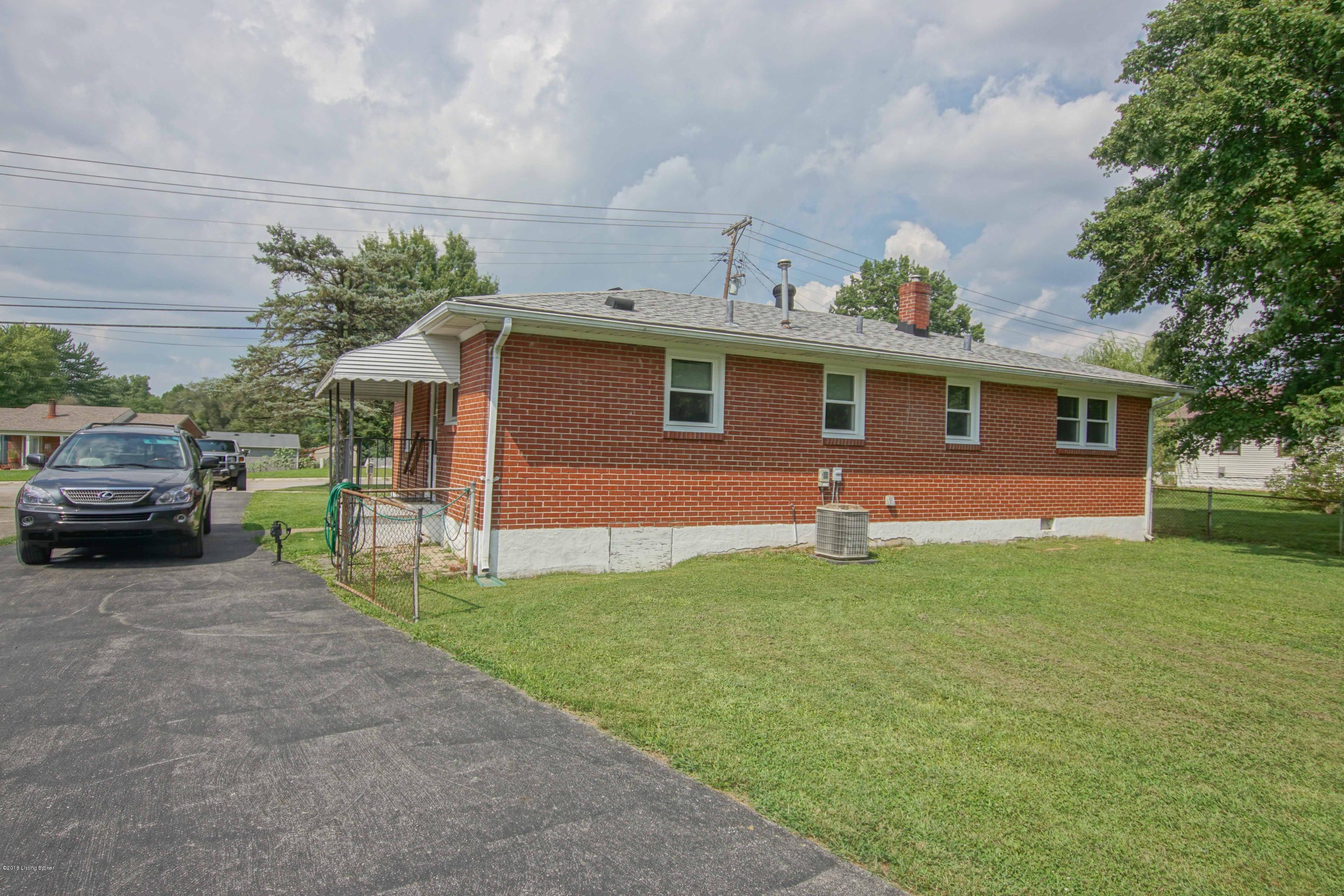 5102 Cooper Chapel Road Louisville, KY 40229 - Photo 34 of 37 5102 Cooper Chapel Road (7 of 37)