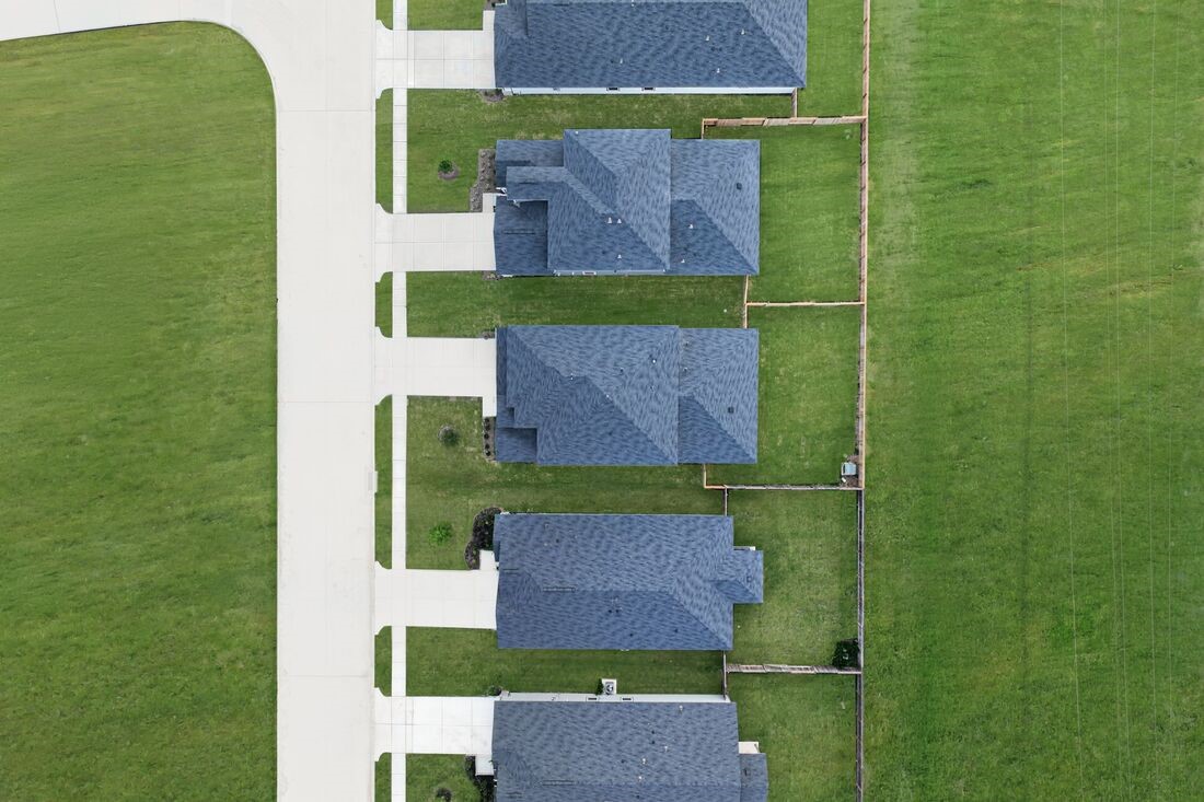 21918 Longhorn Rdg Drive Hockley, TX 77447 - Photo 28 of 46 an aerial view of a house with a garden