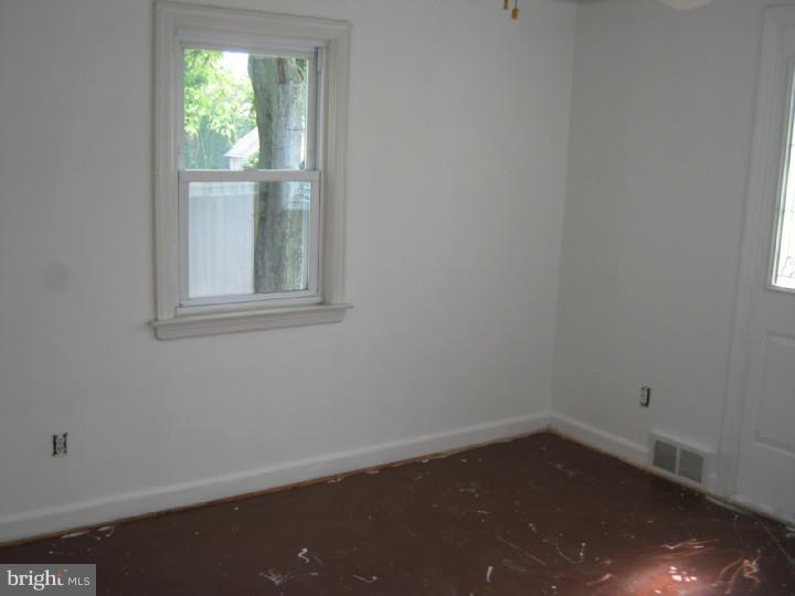 560 Jacksonville Road Warminster, PA 18974 - Photo 11 of 16 Dining Room