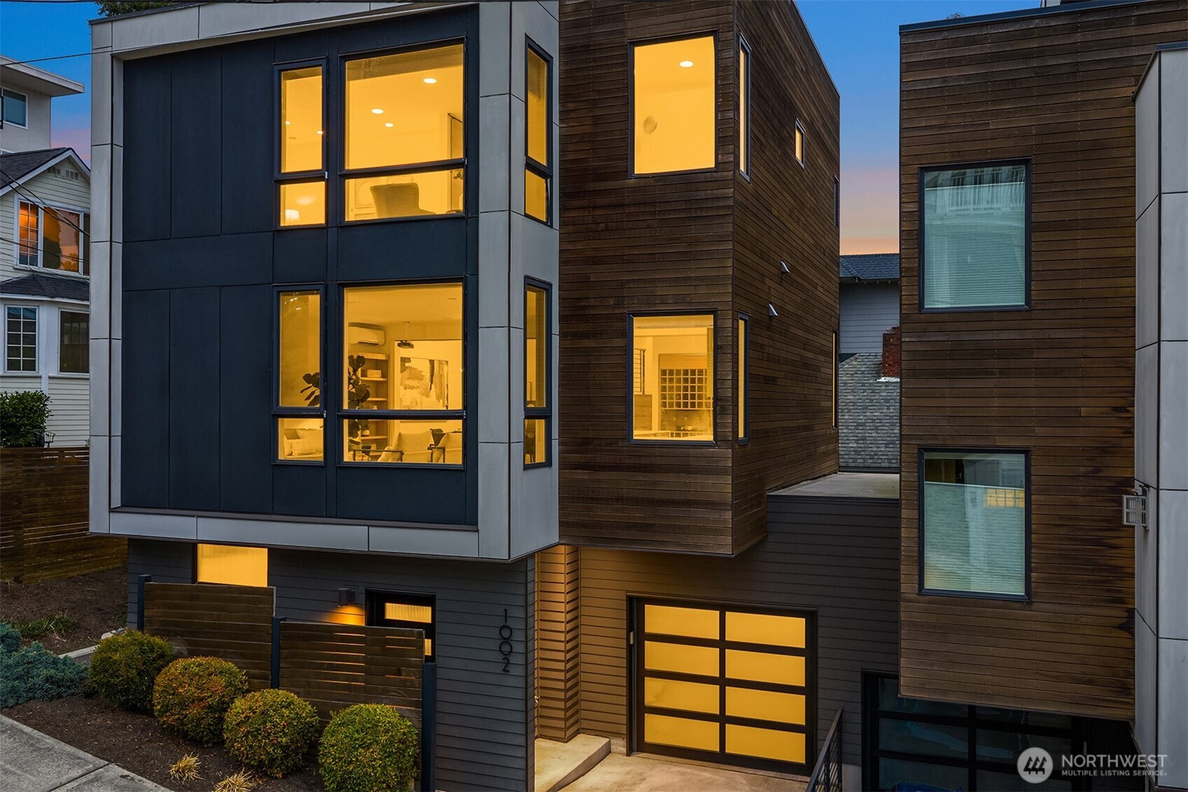 1002 5th Avenue North Seattle, WA 98109 - Photo 36 of 40 a brick building with a large windows