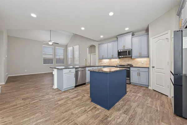 $2,800 | 16842 Ellicott Rock Drive, Humble, TX 77346