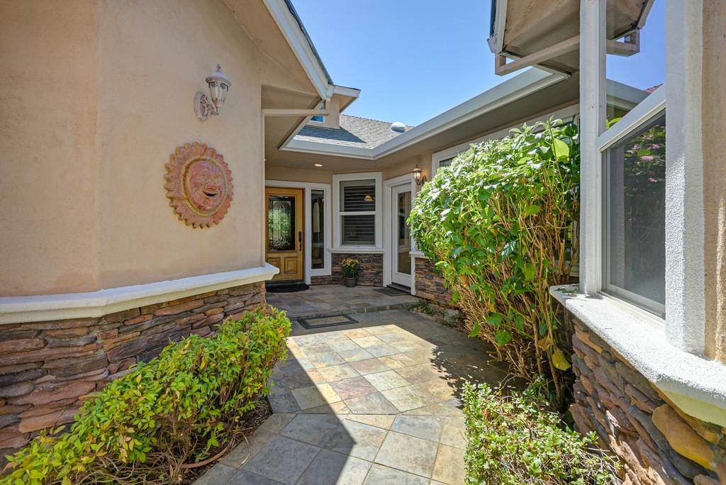 19539 Mountain Lion Road Grass Valley, CA 95945 - Photo 10 of 74