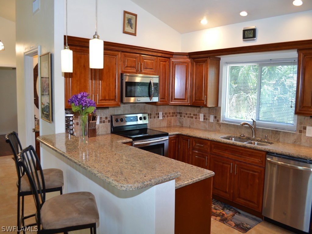 5100 Sea Bell Road Sanibel, FL 33957 - Photo 4 of 33 Gallery Image 4