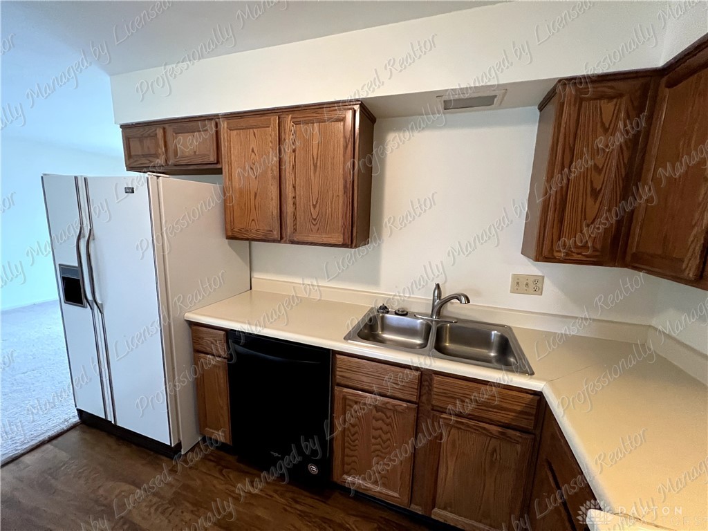 3115 East Stroop Road Kettering, OH 45440 - Photo 8 of 25