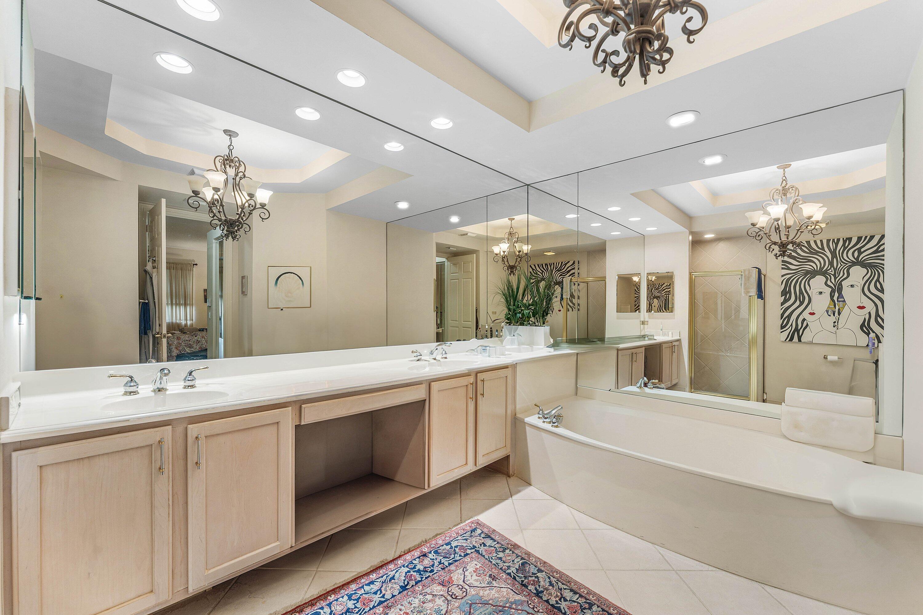 6166 Island Walk, Unit B Boca Raton, FL 33496 - Photo 15 of 45 Primary Bathroom