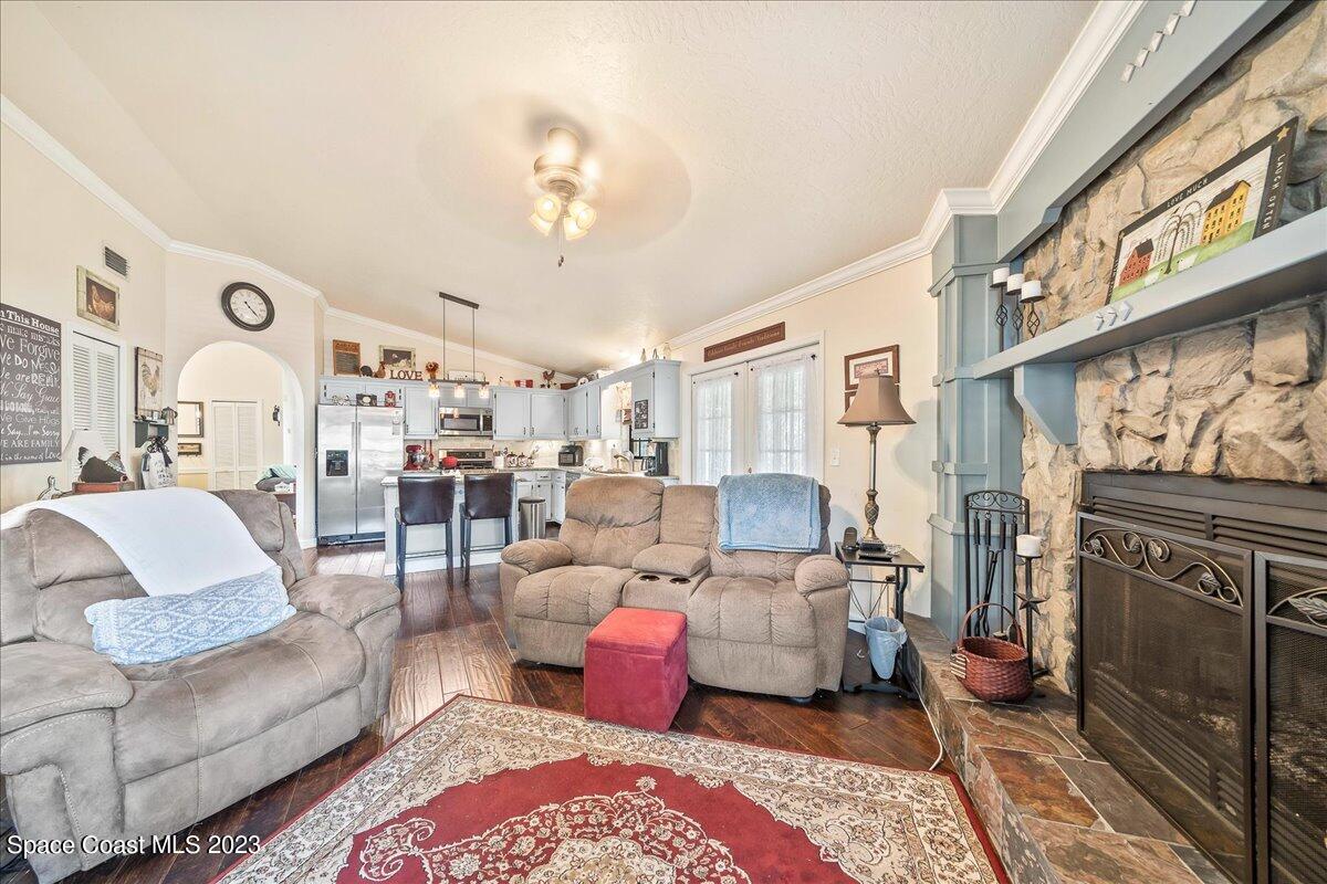 5490 Holden Road Cocoa, FL 32927 - Photo 8 of 28 Family Room 2