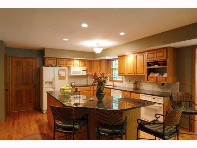 6920 Cook Road Powell, OH 43065 - Photo 7 of 18 Gallery Image 7