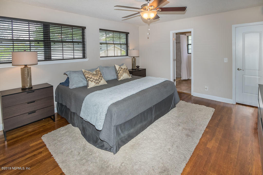 2112 Redfern Road Jacksonville, FL 32207 - Photo 16 of 28 master bedroom (2)