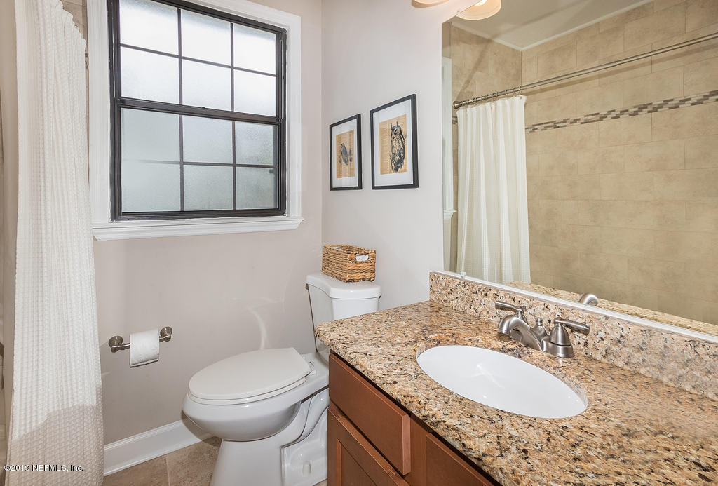 2112 Redfern Road Jacksonville, FL 32207 - Photo 18 of 28 bathroom 2