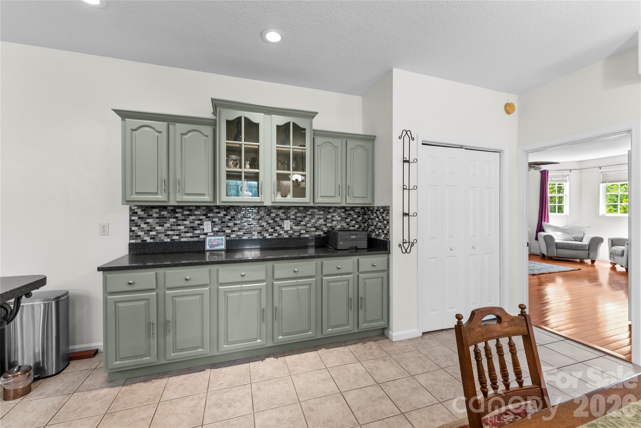 64 Wyoming Road Asheville, NC 28803 - Photo 7 of 42