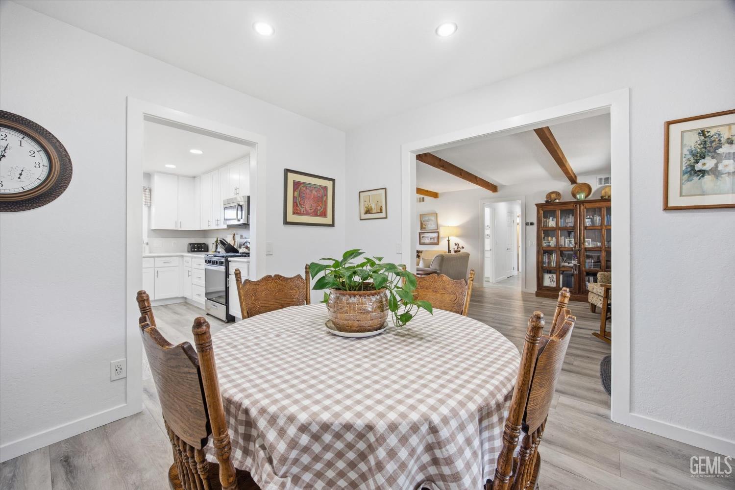 Undisclosed Address Tehachapi, CA 93561 - Photo 13 of 47