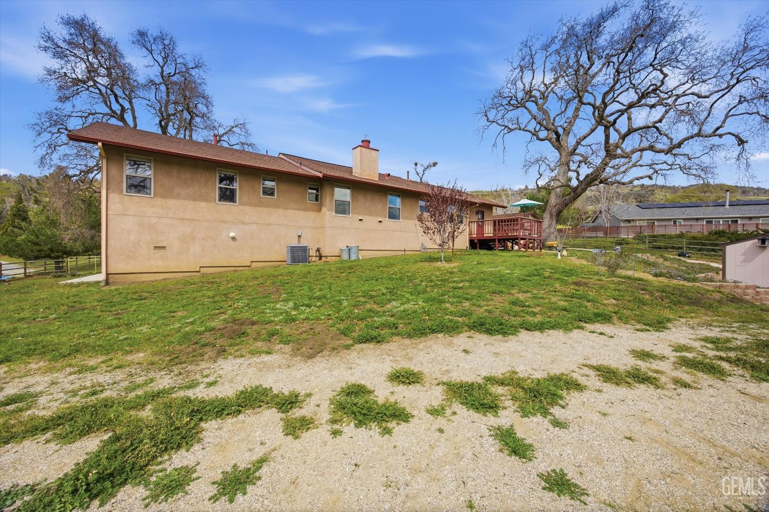 Undisclosed Address Tehachapi, CA 93561 - Photo 30 of 47