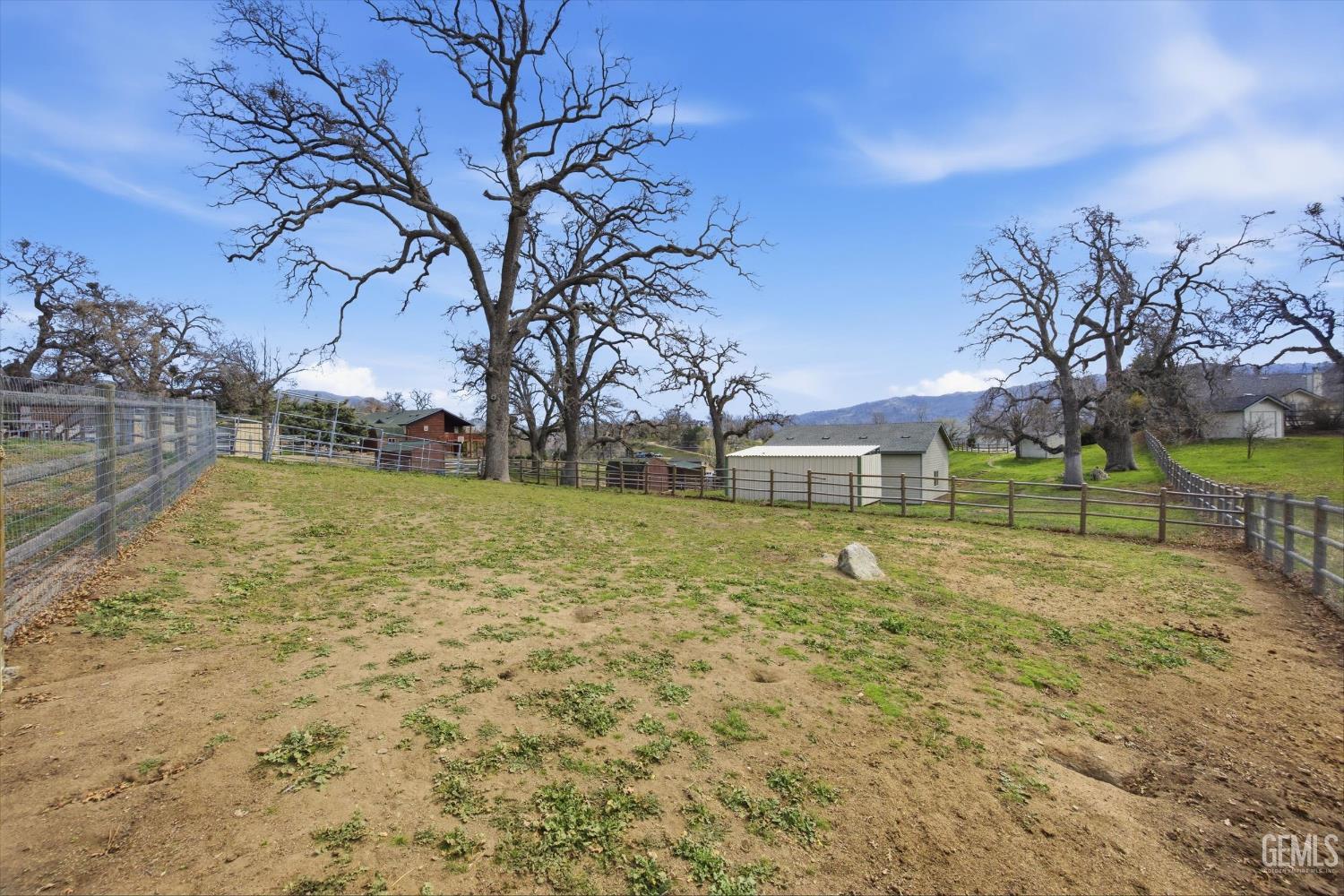 Undisclosed Address Tehachapi, CA 93561 - Photo 44 of 47