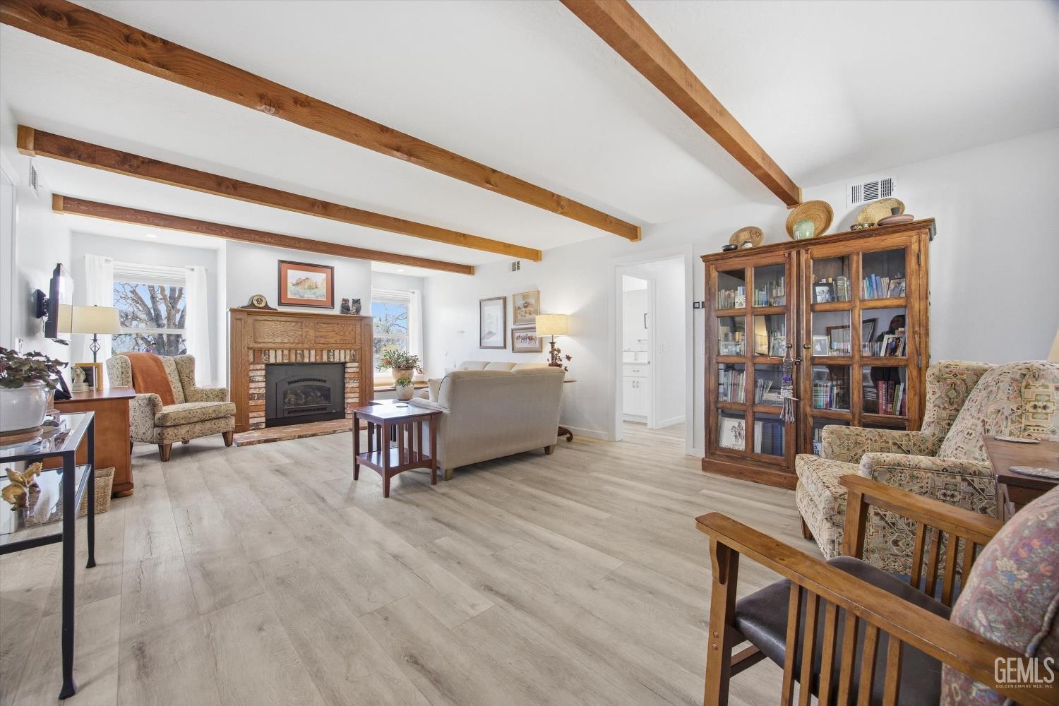 Undisclosed Address Tehachapi, CA 93561 - Photo 8 of 47