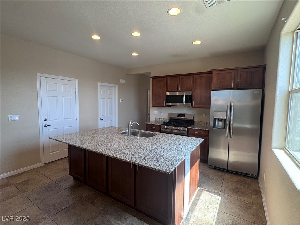 2653 Crystal Blue Street Laughlin, NV 89029 - Photo 6 of 26