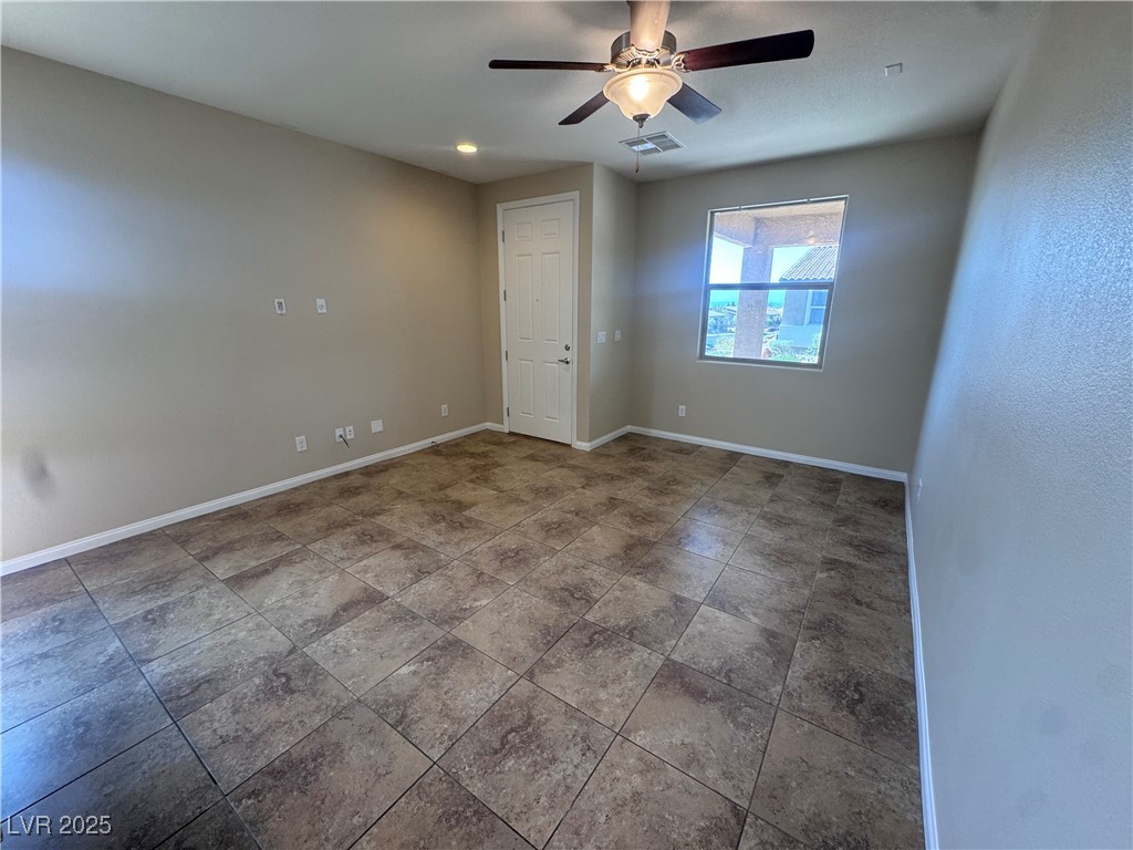 2653 Crystal Blue Street Laughlin, NV 89029 - Photo 10 of 26